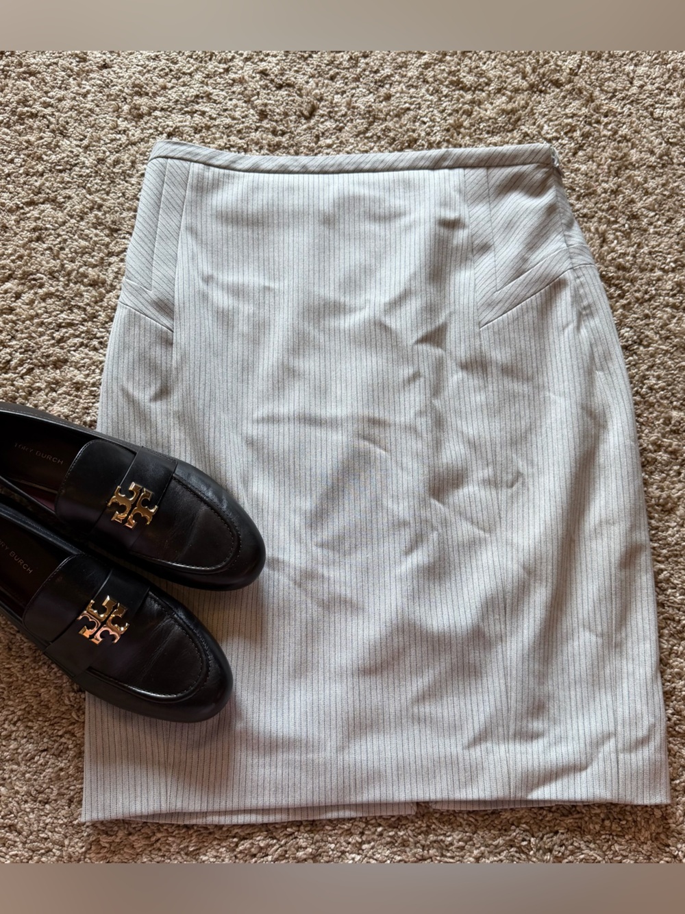 Gray Pencil Skirt with Black Pattern Print Professional Work Knee Length Express